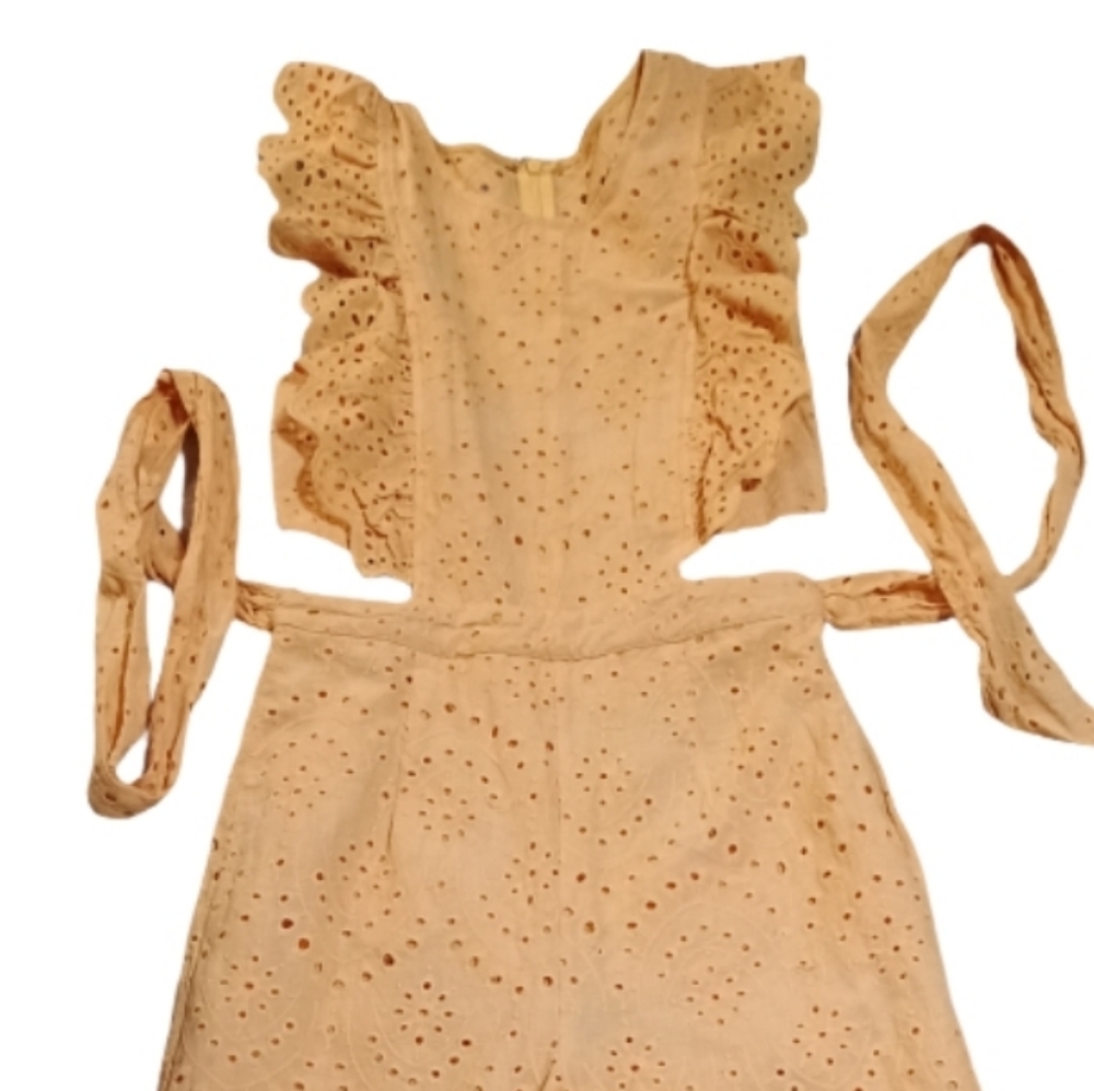 Fashion Nova Peach Eyelet Ruffle-Strap Wide-Leg Jumpsuit NWT - Picture 4 of 5